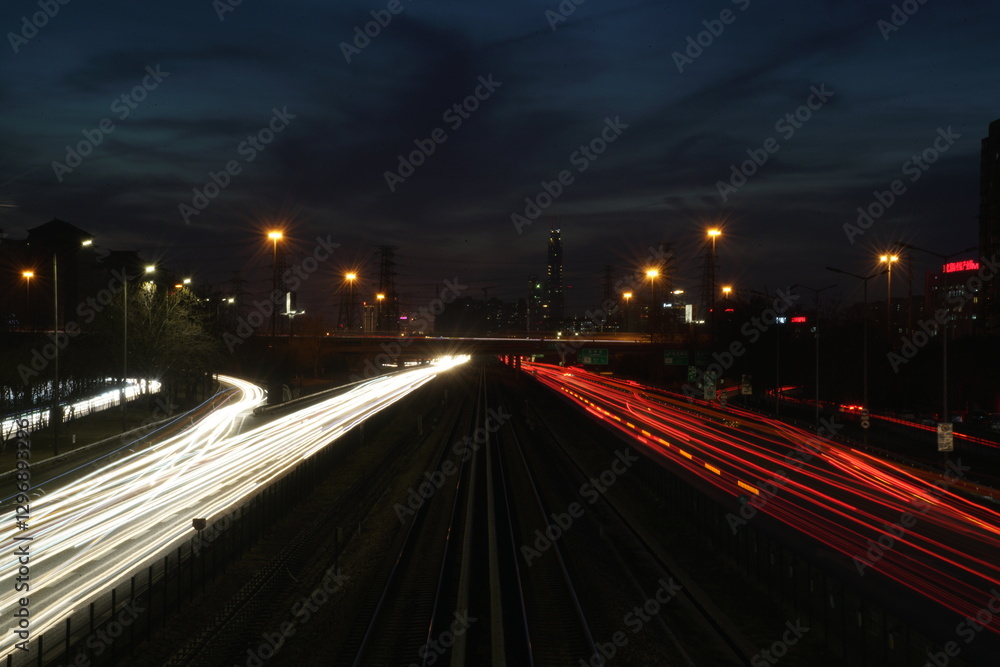 Fototapeta premium night traffic on the highway