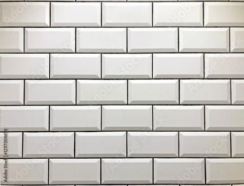 azulejo baldosa blanco rectangular biselado del metro de londres IMG_0099-as25