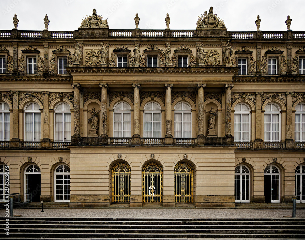 Fototapeta premium facade of a building