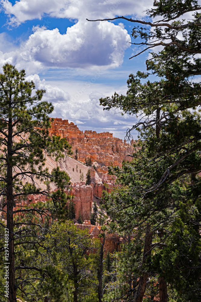 The dramatic and breathtaking land scape of South Central Utah The dramatic and breathtaking land scape of South Central Utah