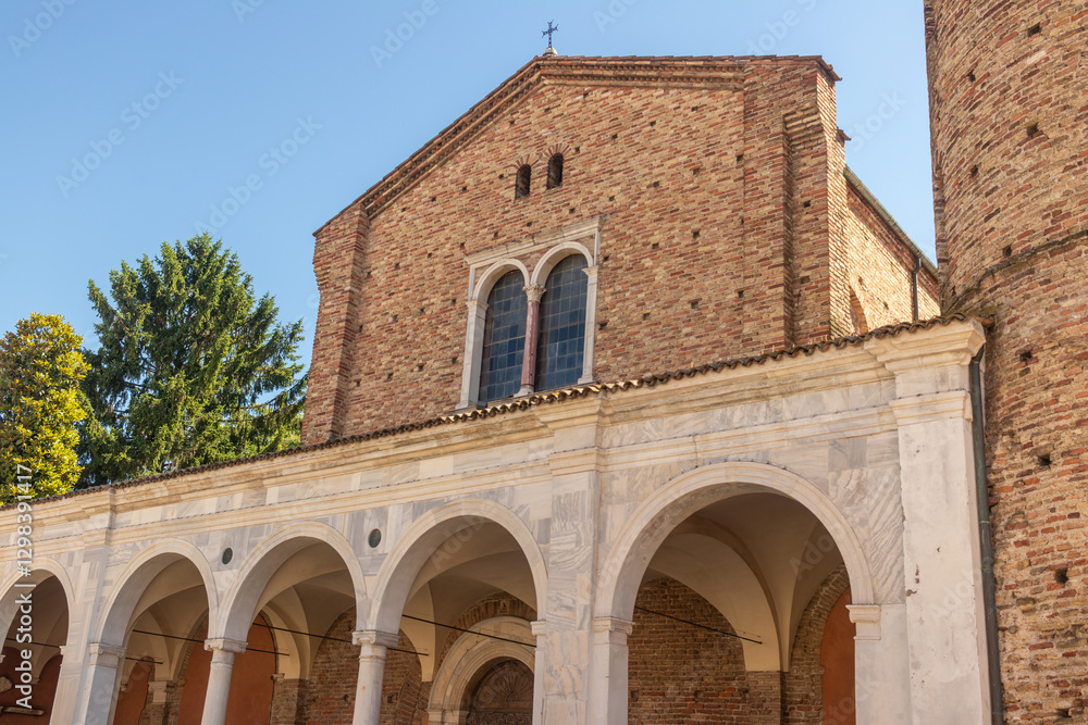 Obraz premium Historic Brick Church with Tower Basilica of Sant'Apollinare Nuovo Ravenna
