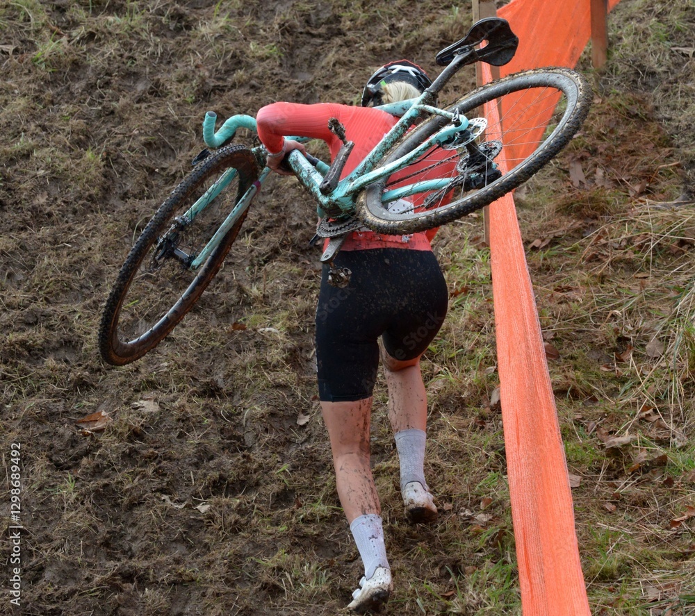 Compétition de cyclo-cross féminin