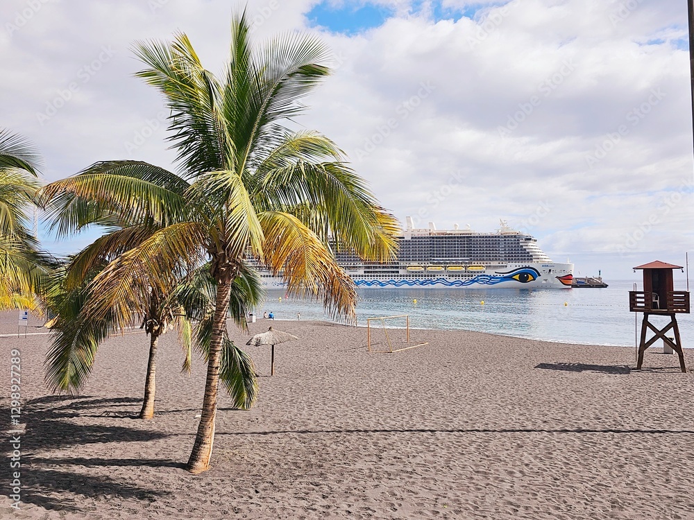 Schwarzer Sand von Santa Cru (de Tenerife)