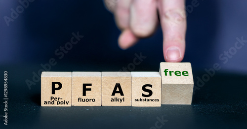Cubes form the expression PFAS (Per- and polyfluoroalkyl substances) free.