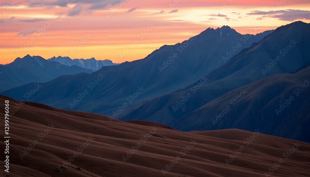 Naklejka premium Majestic Mountain Range Sunset Dramatic Landscape Photography Nature Scenery