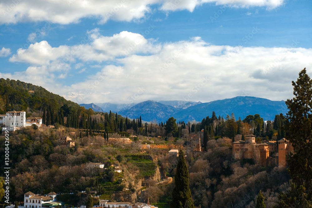 Obraz premium The sea and mountains are landscaped with clouds and sunny weather. Mirador de Cerro gordo