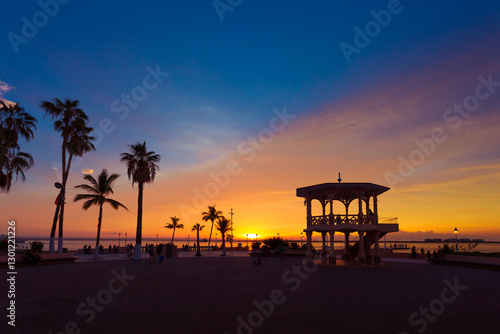 Atardecer en el malecón de La Paz, BCS