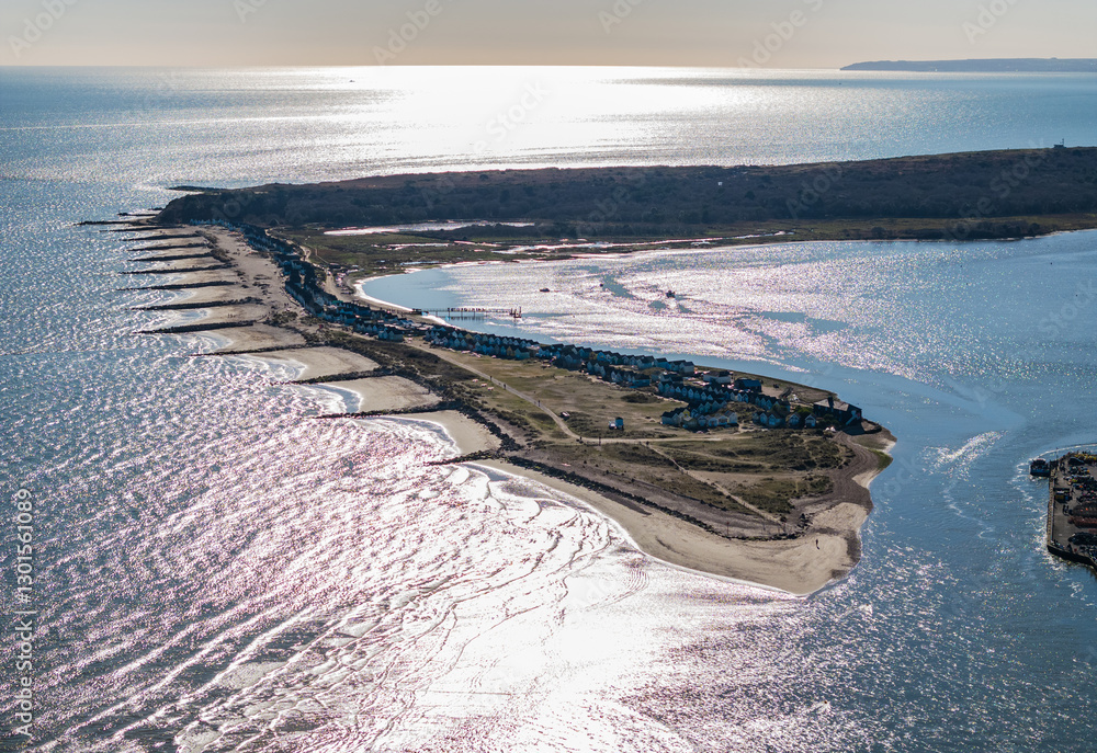 Naklejka premium Aerial shot of Mudeford Sandbank and Christchurch Harbour on a sunny day