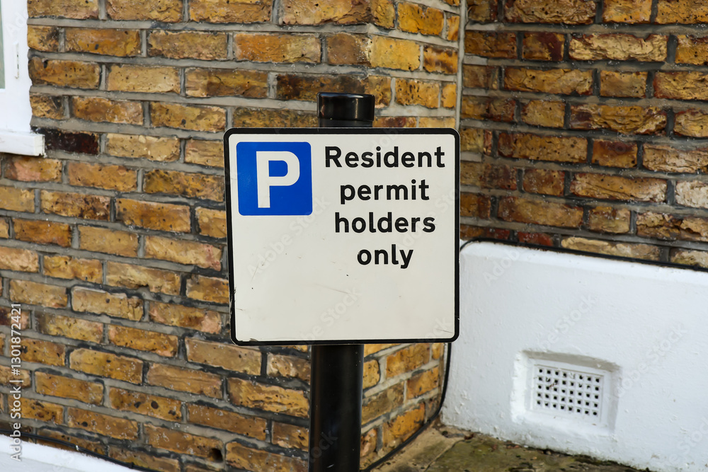 Fototapeta premium Resident permit holders only sign