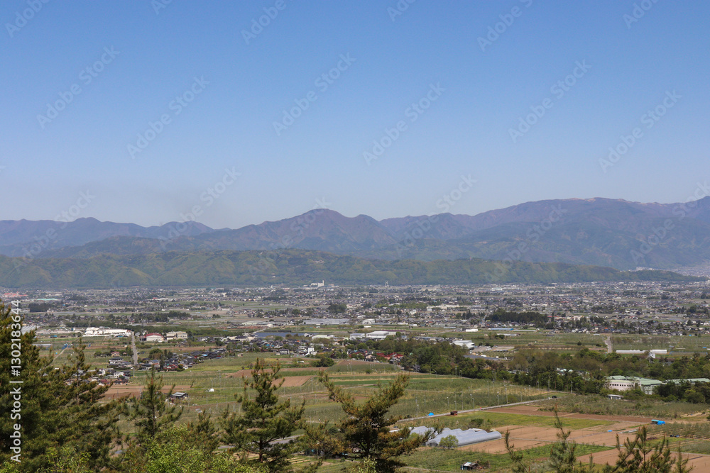Fototapeta premium 松本盆地（長野県安曇野市）