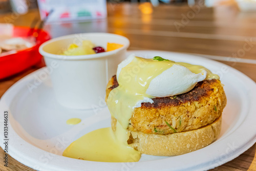 Obraz na płótnie Close up shot of crab cake and benedict w salonie