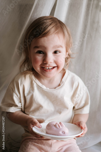 Wallpaper Mural little girl and healthy easter sweets - jelly bunny Torontodigital.ca