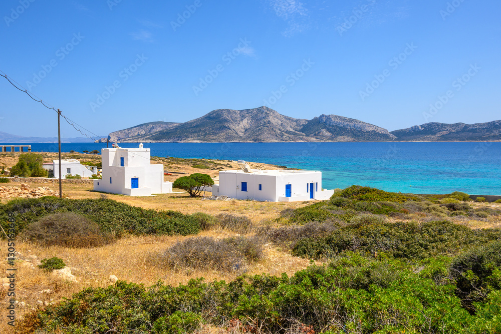 White Greek houses on the southern coast of Ano Koufonisi island. Koufonisia, Small Cyclades, Greece