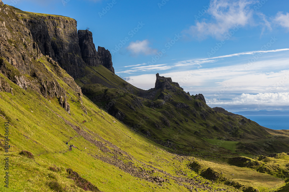 Naklejka premium The Quiraing, isola di Skye, Scozia