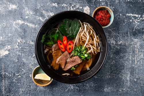 Obraz na płótnie Thai pho bo soup with beef w salonie