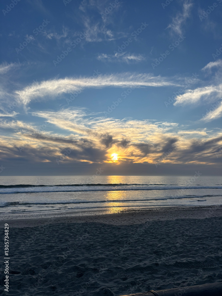 Obraz premium sunset over the sea