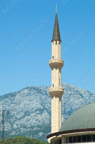 Obraz na płótnie Kemer Town Largest Mosque Minaret w salonie