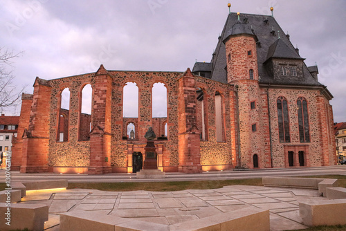 Obraz na płótnie Hanau im Abendlicht; Wallonisch-Niederländische-Kirche in der Neustadt w salonie
