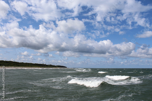 Meer, Ostsee, Wellen, Himmel, Urlaub photo