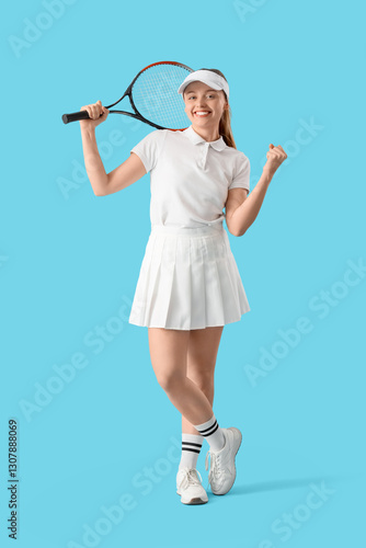 Sporty young woman playing ...