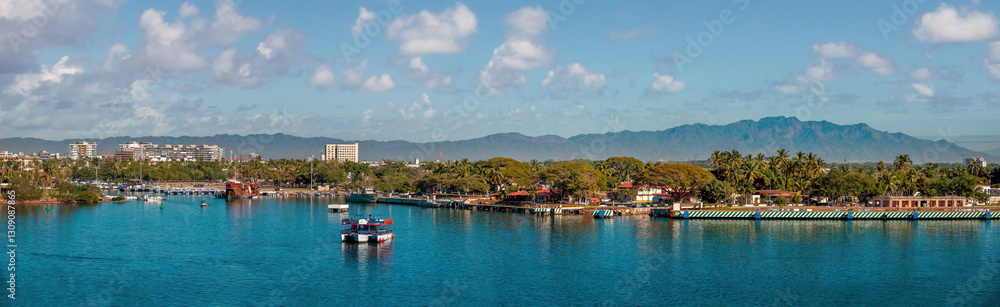 Obraz premium Panoramic view of the new cruise ship terminal marina in Puerto Vallarta, Jalisco, Mexico
