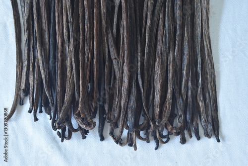 Delicious and expensive vanilla spice, this vanilla comes from Indonesia