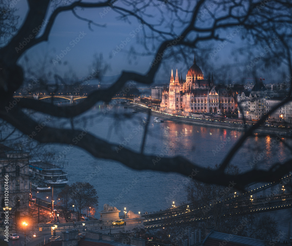 Famous Chain Bridge and the Hungarian Parliament in dusk