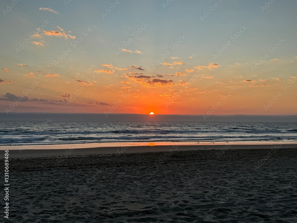 Naklejka premium Australia's Gold Coast Queensland sunrise on the beach