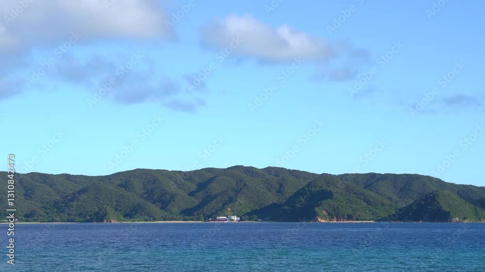 対岸の加計呂麻島 対岸の加計呂麻島