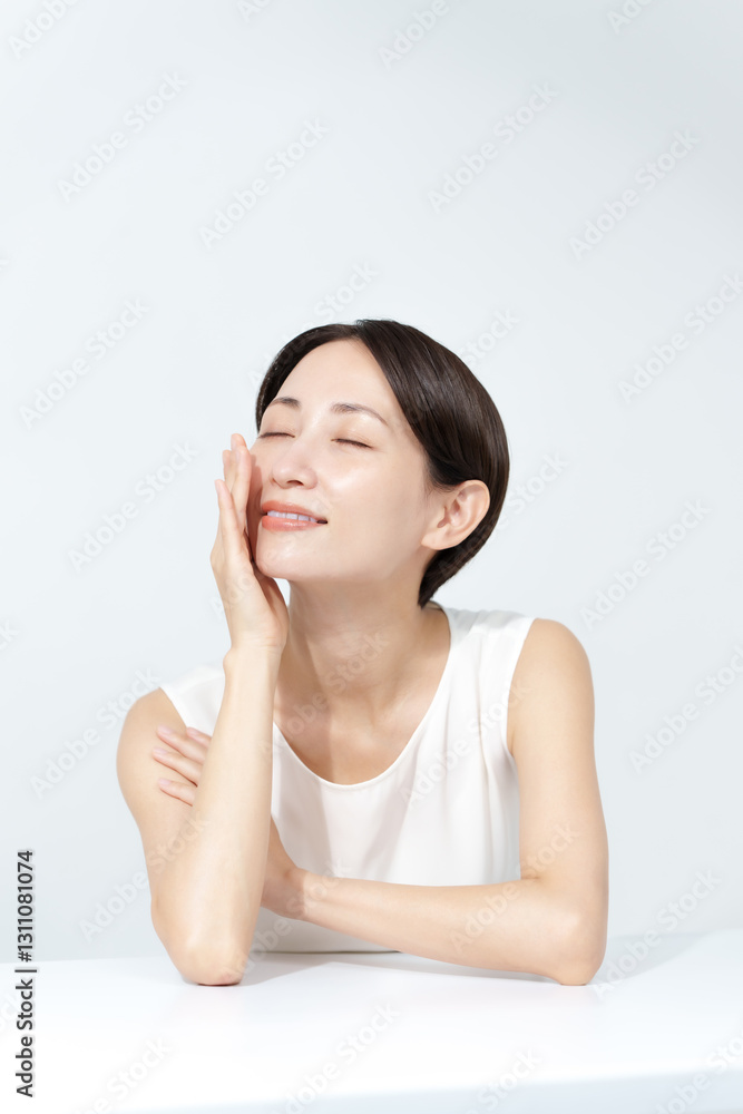 女性 スキンケア 女性 スキンケア