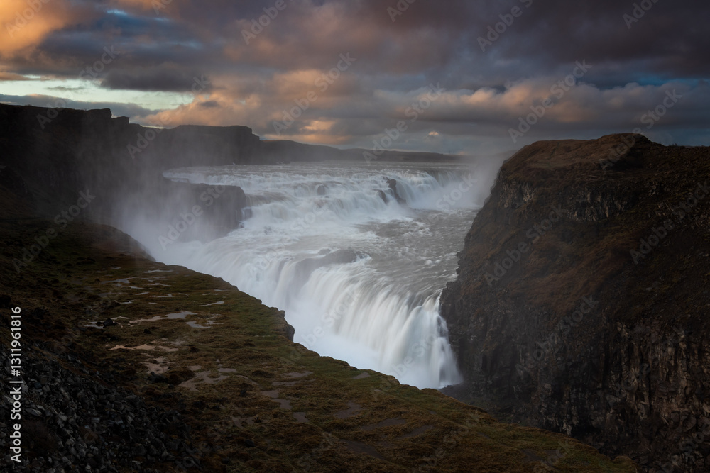 Fototapeta premium Iceland – Breathtaking Gullfoss Waterfall at Sunset