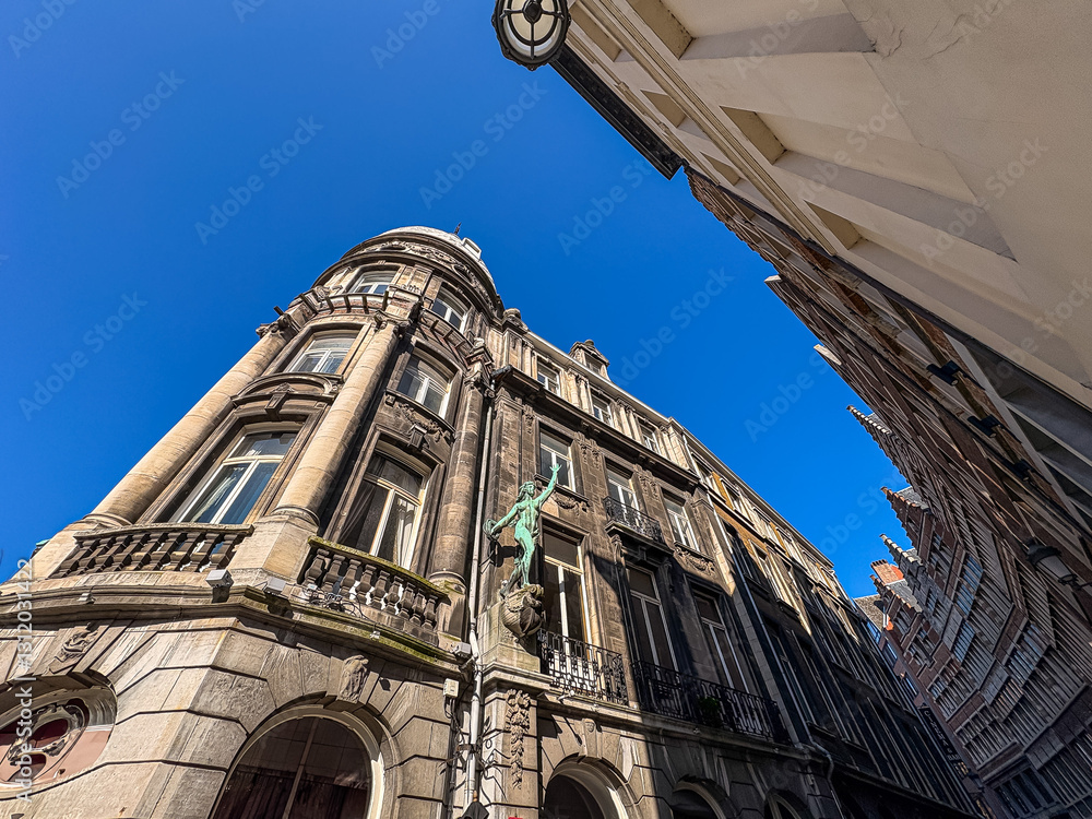 Antwerp is on the River Scheldt, linked to the North Sea by the Westerschelde estuary.