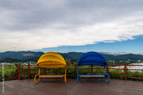Obraz na płótnie colorful benches and wooden floor at the observatory w salonie