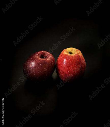 apples on black