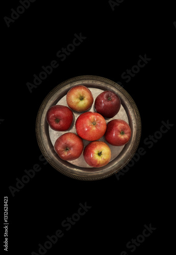 apples in a bowl