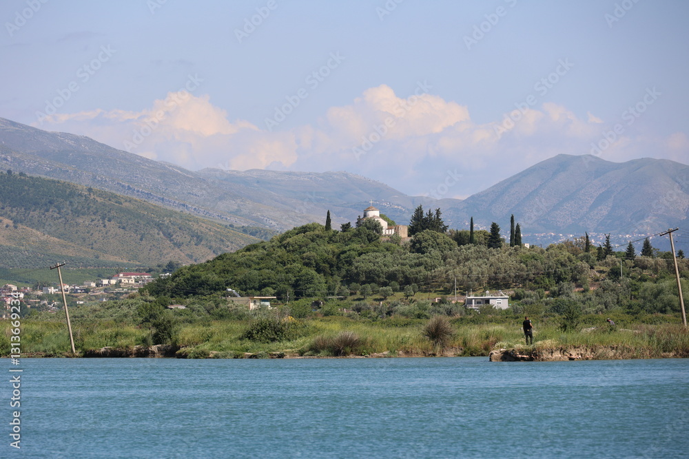 Φωτογραφία View of the landscape of the Butrint Canal - Albania