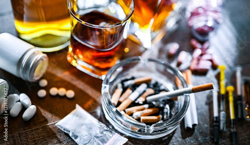 Fotografi Addictive substances, including alcohol, cigarettes and drugs