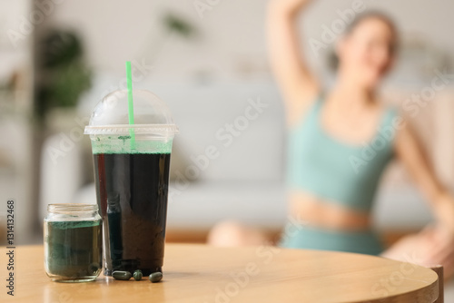 Spirulina smoothie with pow...