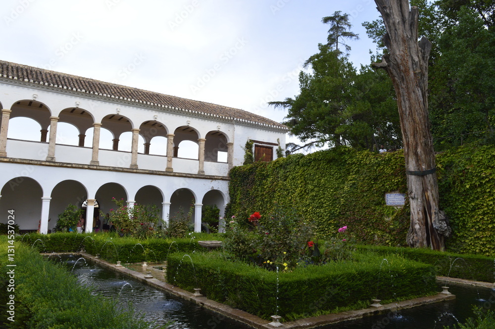 Fototapeta premium Jardins do Generalife em Alhambra