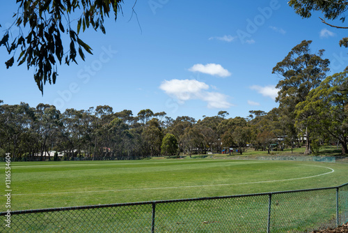 Obraz na płótnie recreational sports oval field in australia w salonie