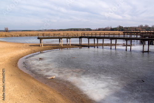 Przedwiośnie nad Zalewem Siemianówka, Podlasie, Polska