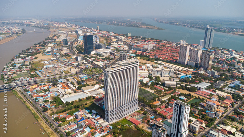 Fototapeta premium aerial view of the city of Phnom penh capital of Cambodia 