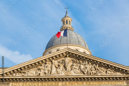 Obraz na płótnie Europe, Paris. French flag. The Pantheon. w salonie