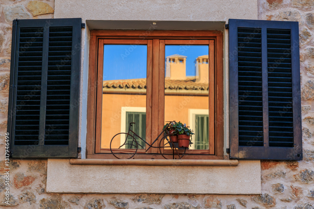 Europe, Spain, Balearic Islands, Mallorca. Esporles, Shuttered windows.