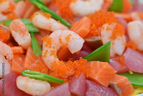 彩り海鮮ちらし寿司