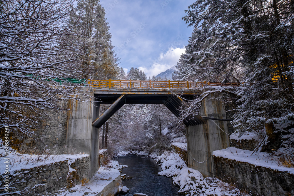 Bipenggou National Park in Sichuan China, is a natural reserve blessed with typical alpine views, including virgin forest, plateau lakes, glaciers, snow mountains, tinkling streams and waterfalls