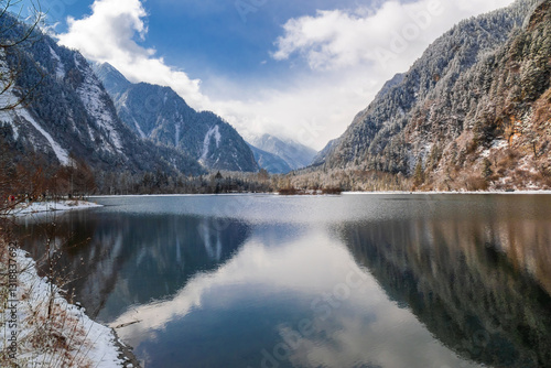 Obraz na płótnie Bipenggou National Park in Sichuan China, is a natural reserve blessed with typical alpine views, including virgin forest, plateau lakes, glaciers, snow mountains, tinkling streams and waterfalls w salonie