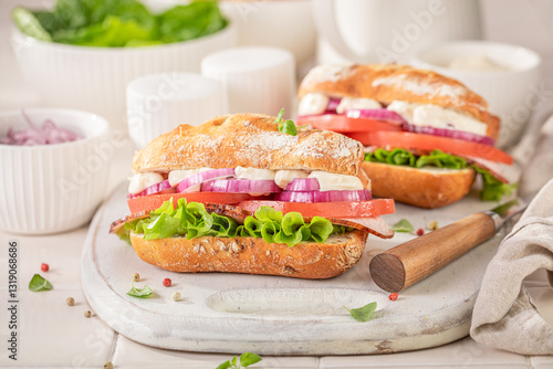 Savory and delicious chicke...