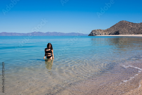mujer en la playa