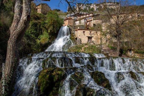 Vistas de Orbaneja del Castillo, pueblo de Burgos